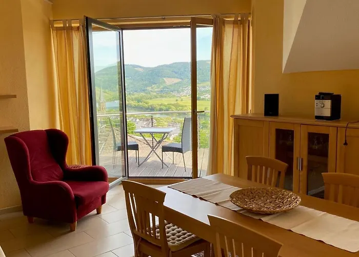 Apartamento Schlossberg Panoramamoselblick Lieser